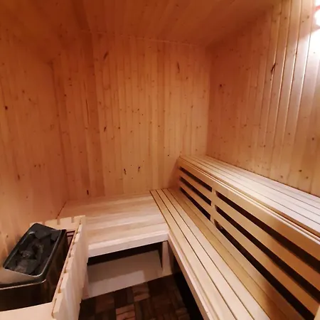 Chlum Misa Lodge *