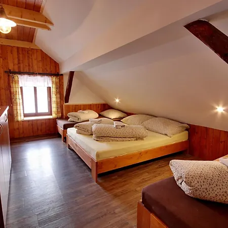 Lodge Chlum Misa
