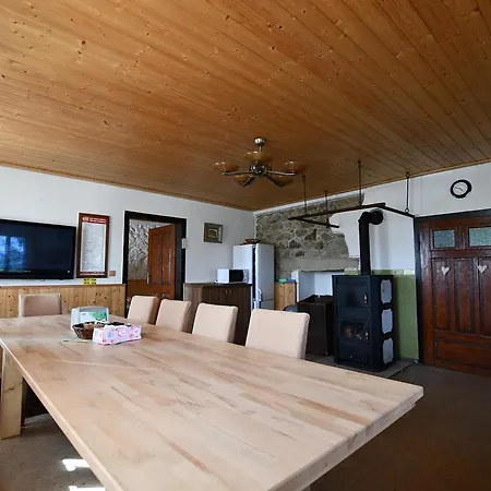 Chlum Misa Lodge *